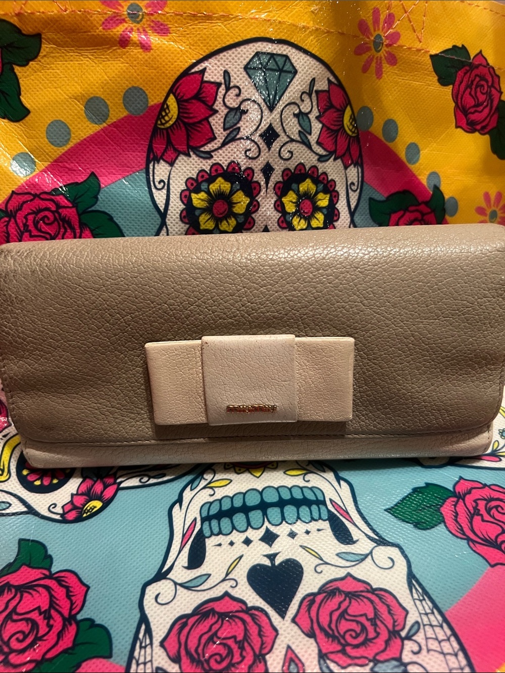 🌟Miu Miu AUTHENTIC Long BifoldBow Wallet W/ Authenticity Card